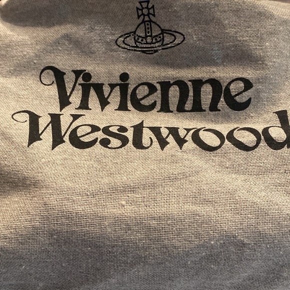 VIVIENNE WESTWOOD NWT 
Mini small Shoulder bag/clutch chain
COLOR: PLUM/purple - Picture 15 of 16